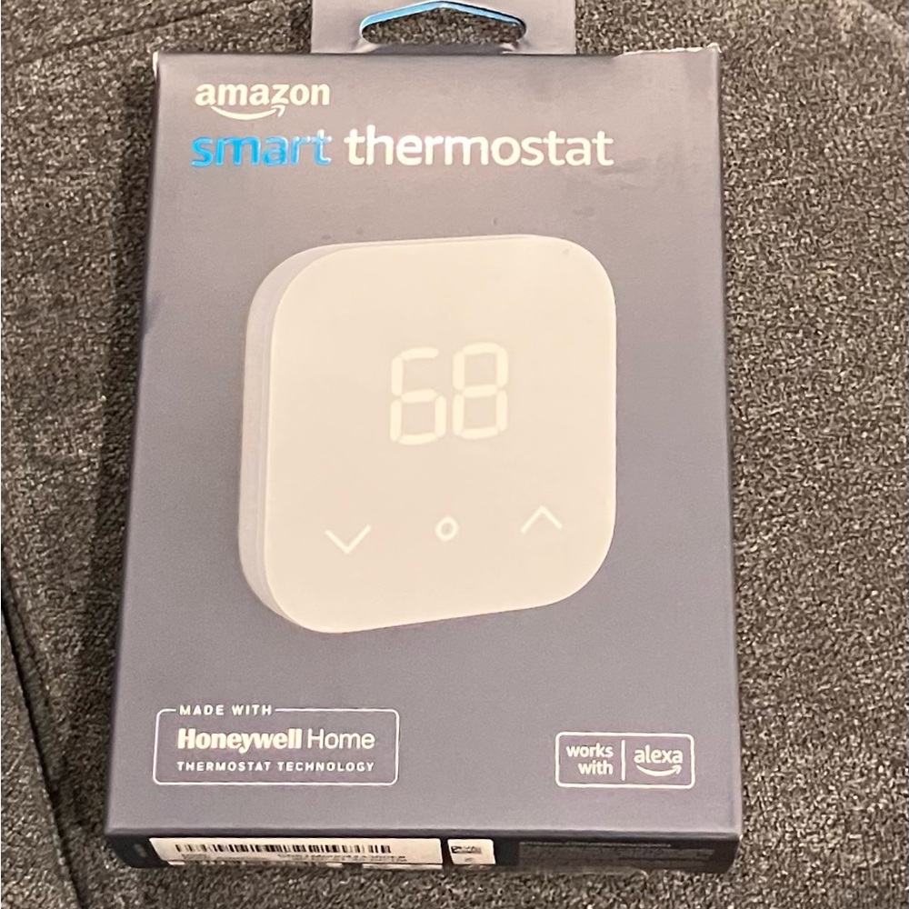 Amazon Energy-Saving Smart Thermostat - White